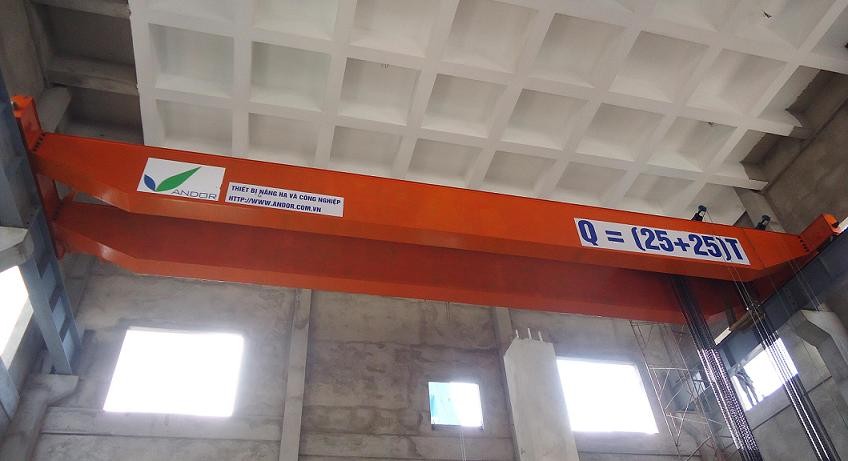 cầu trục hai dầm 50 tấn tại HKD