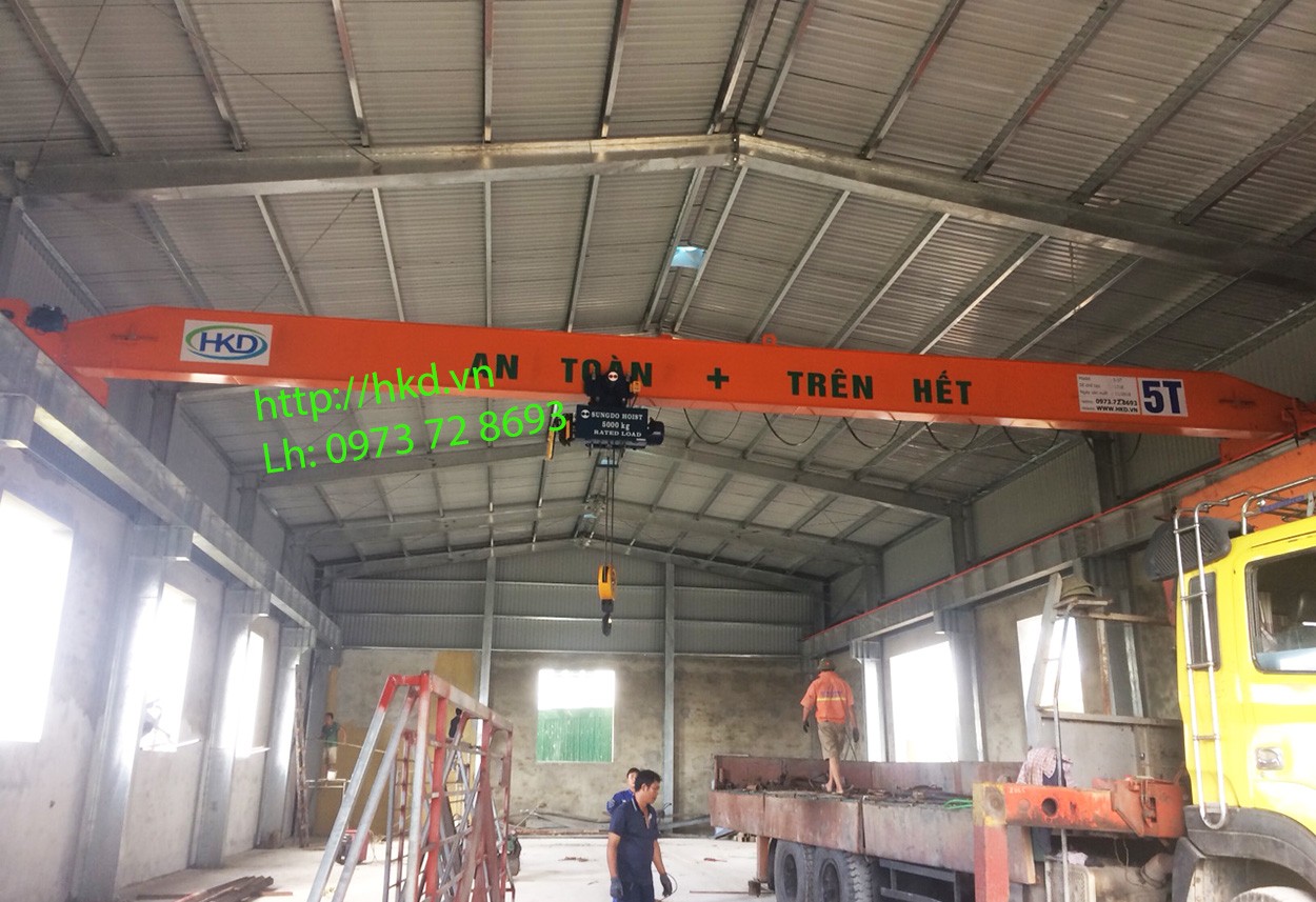 cầu trục 5 tấn dầm đơn dầm hộp