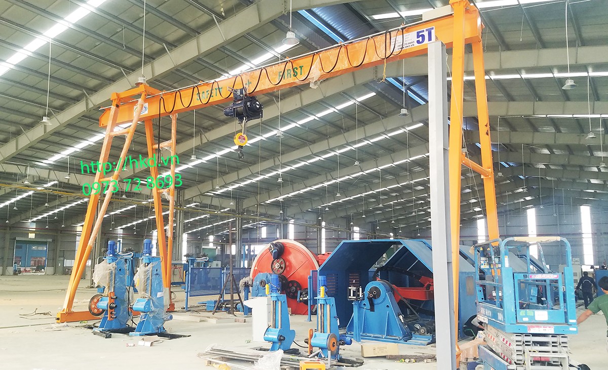 Cổng trục dầm đơn 5 tấn với khẩu độ ngang 12m công soon 