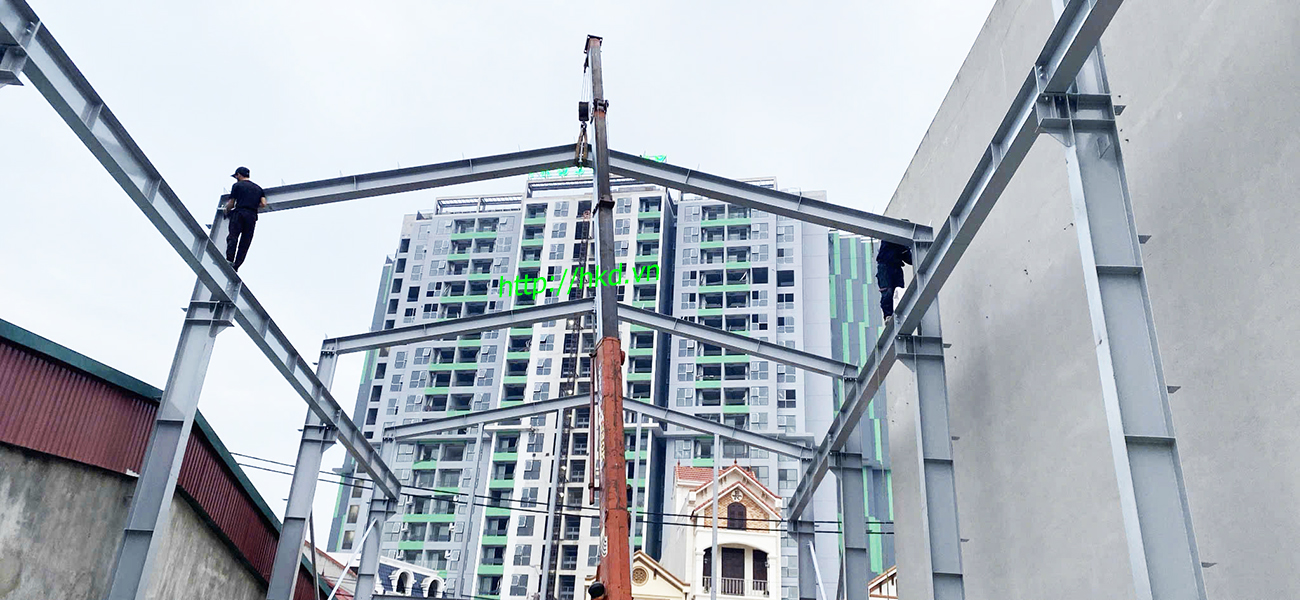 Khung kết cấu nhà xưởng trước khi lắp đặt cầu trục 5 tấn