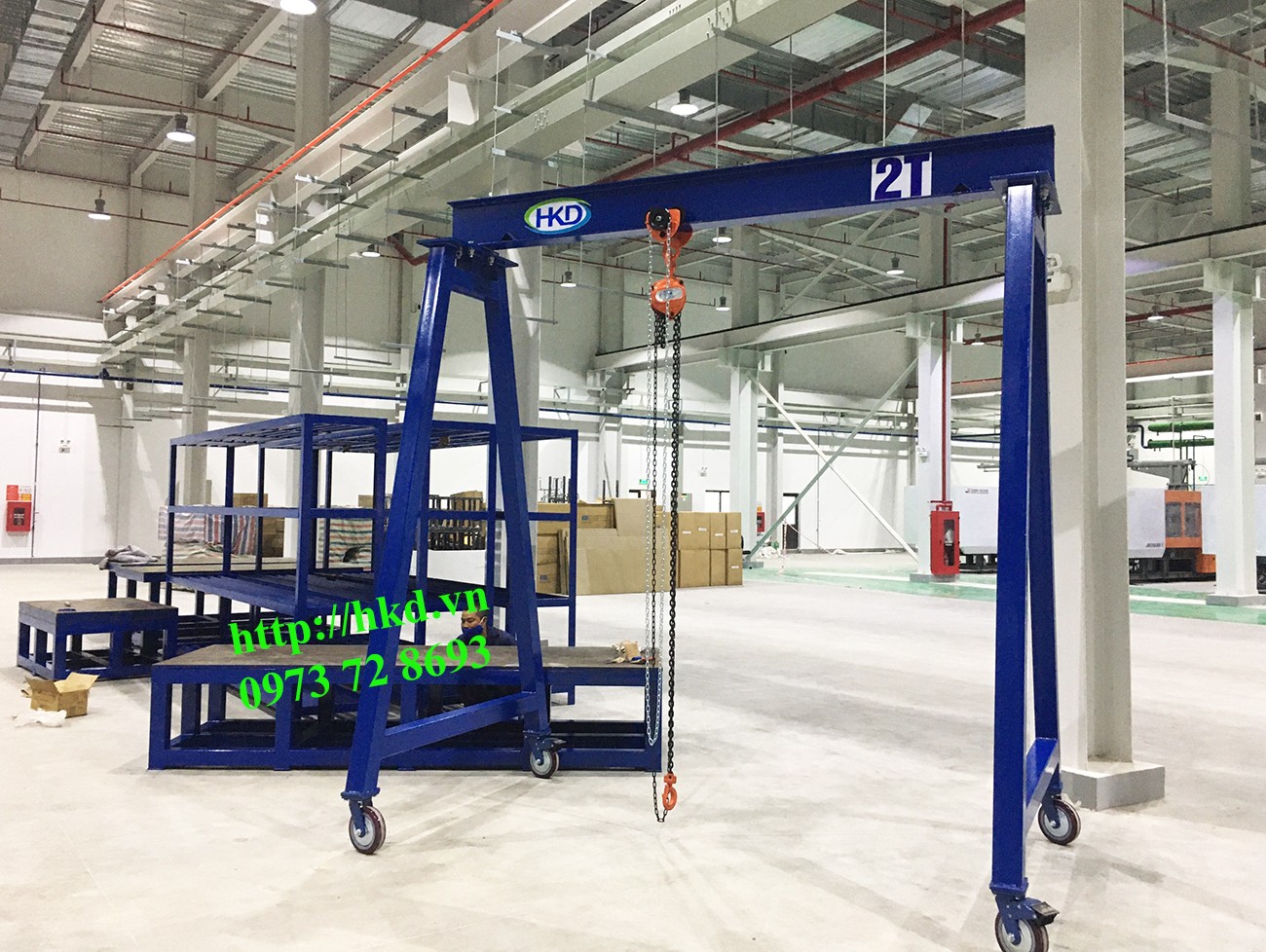 bàn nguội và cổng trục đẩy tay hkd