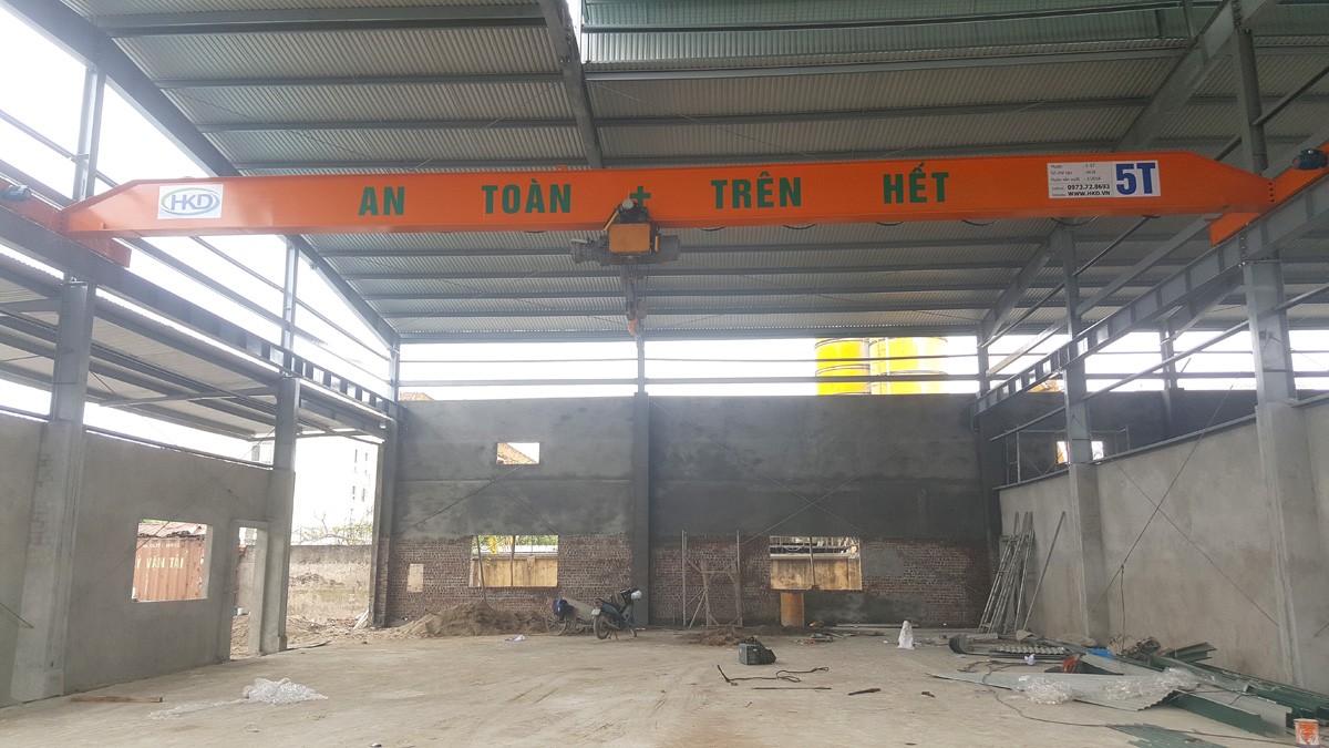 cầu trục dầm đơn 5 tấn