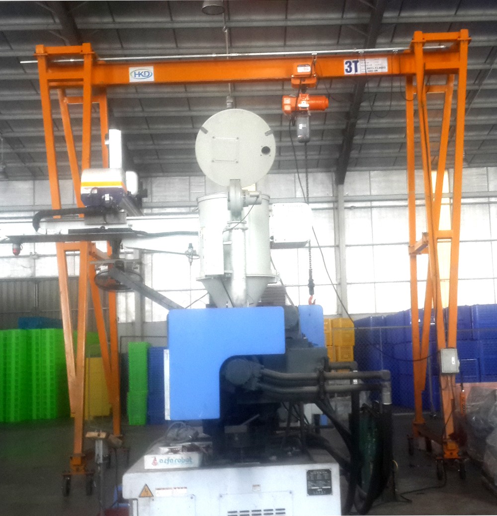 cổng trục đẩy tay 3 tân x 6m